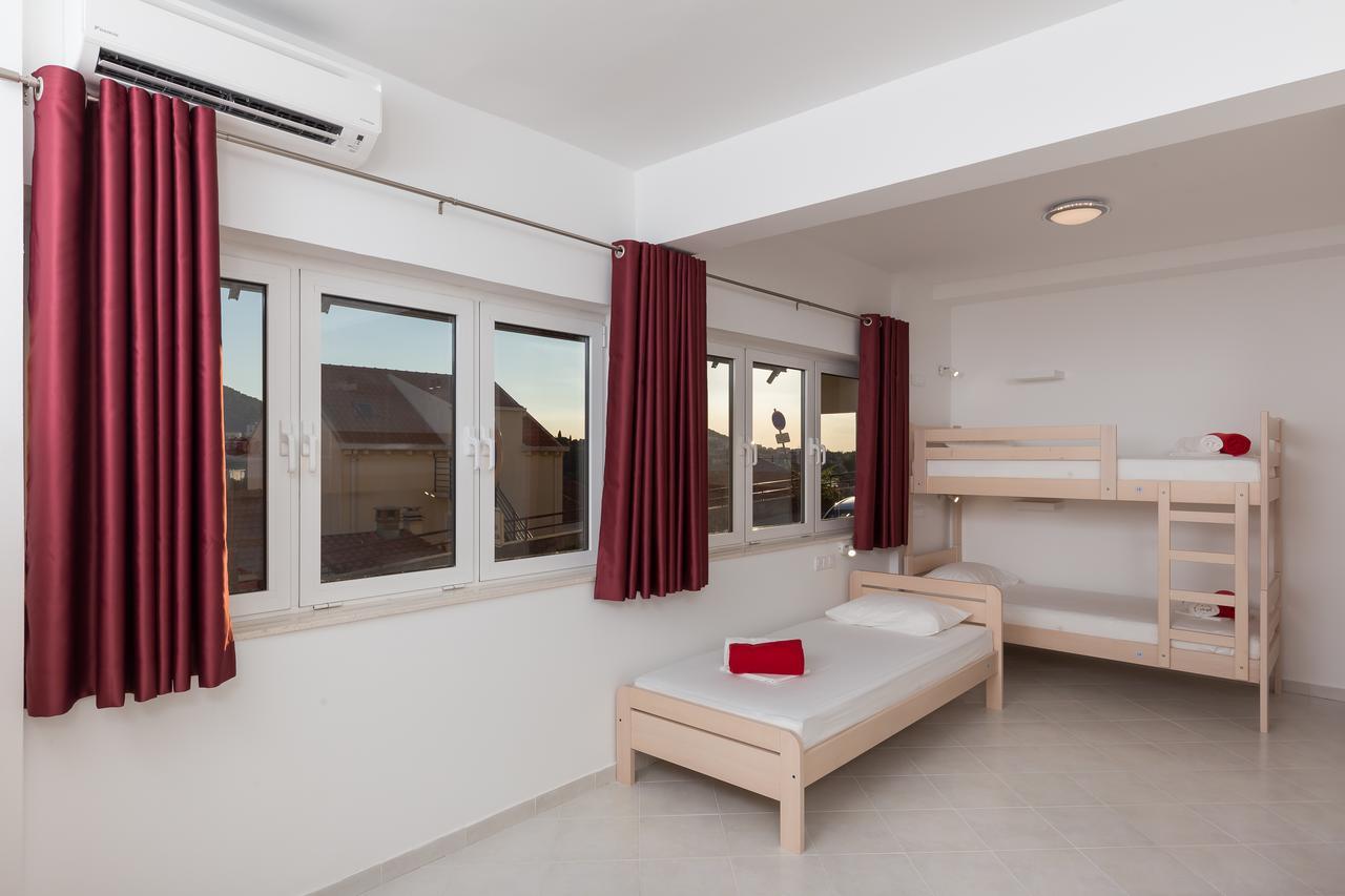 Hostel Free Bird (Adults Only) Dubrovnik Dış mekan fotoğraf