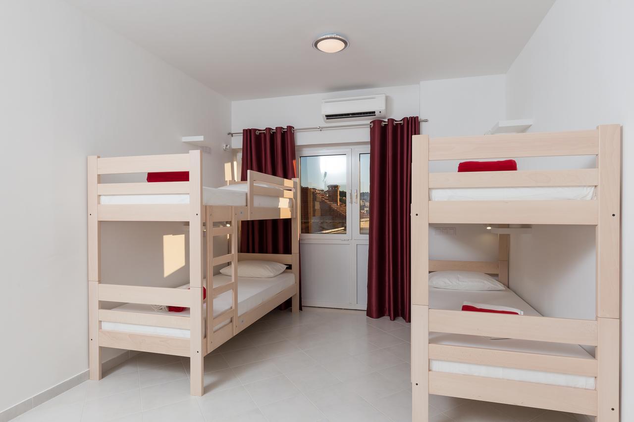 Hostel Free Bird (Adults Only) Dubrovnik Dış mekan fotoğraf