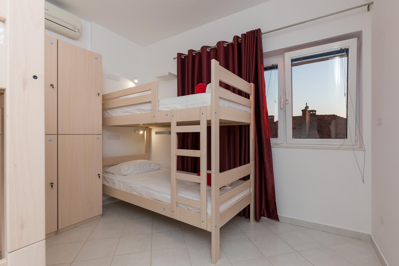 Hostel Free Bird (Adults Only) Dubrovnik Dış mekan fotoğraf