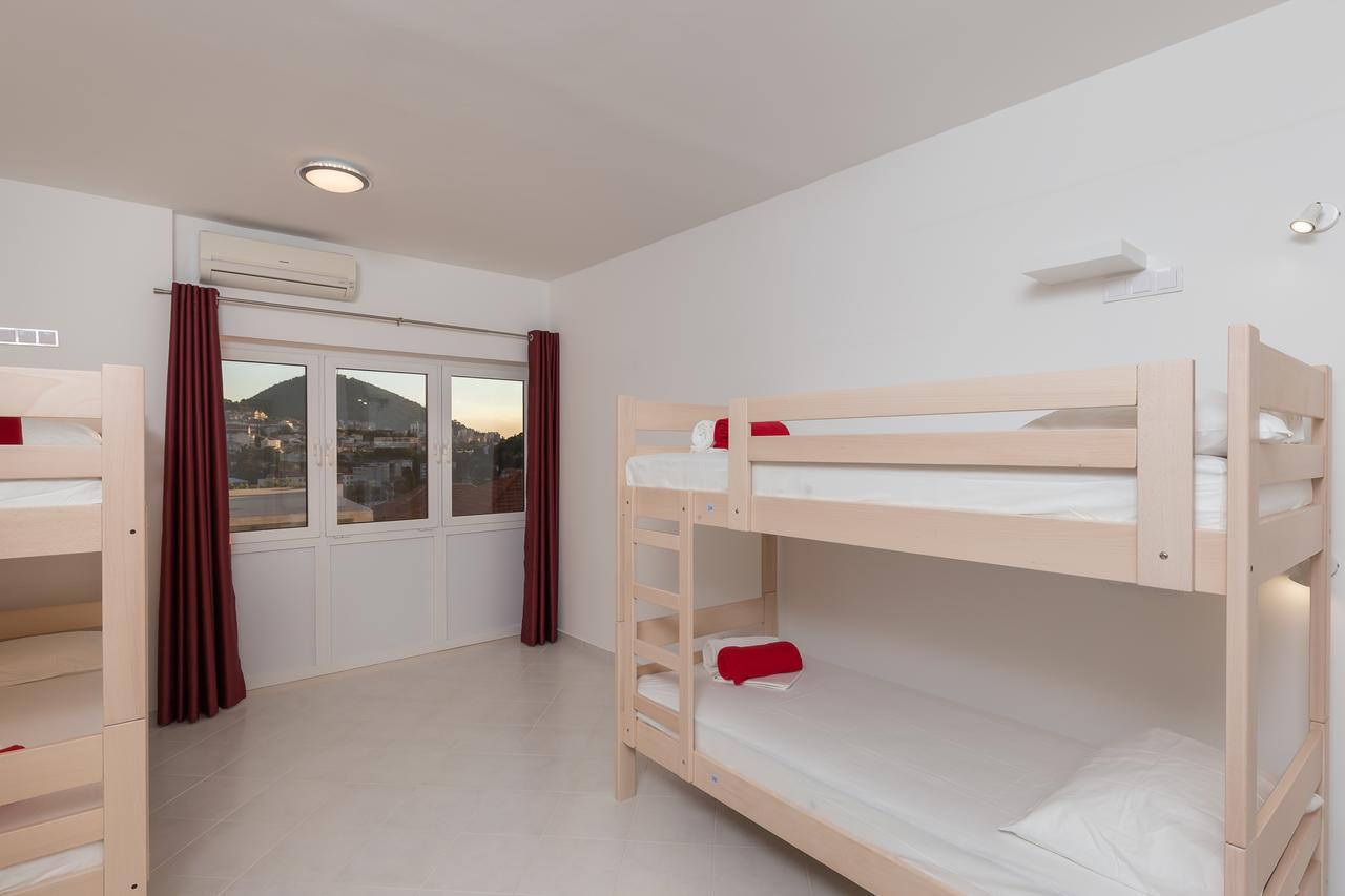 Hostel Free Bird (Adults Only) Dubrovnik Dış mekan fotoğraf