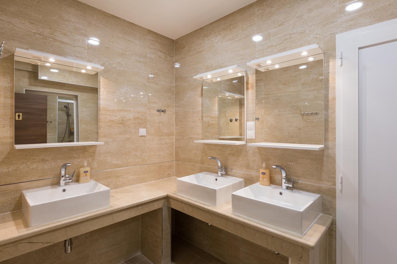 Hostel Free Bird (Adults Only) Dubrovnik Dış mekan fotoğraf