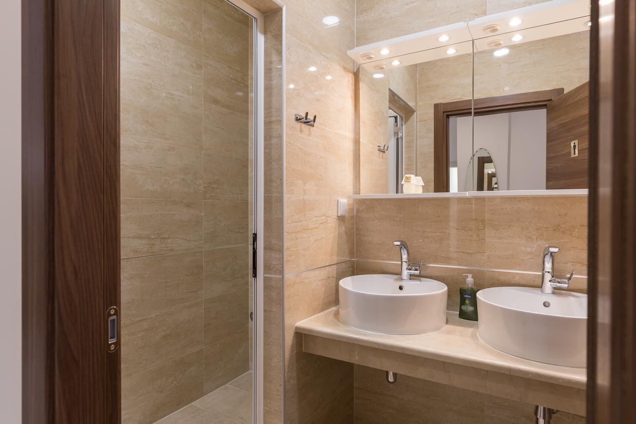 Hostel Free Bird (Adults Only) Dubrovnik Dış mekan fotoğraf